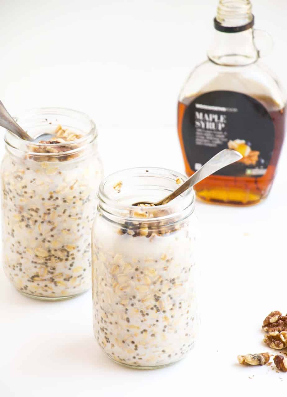 Maple Overnight Oats in two serving jars.