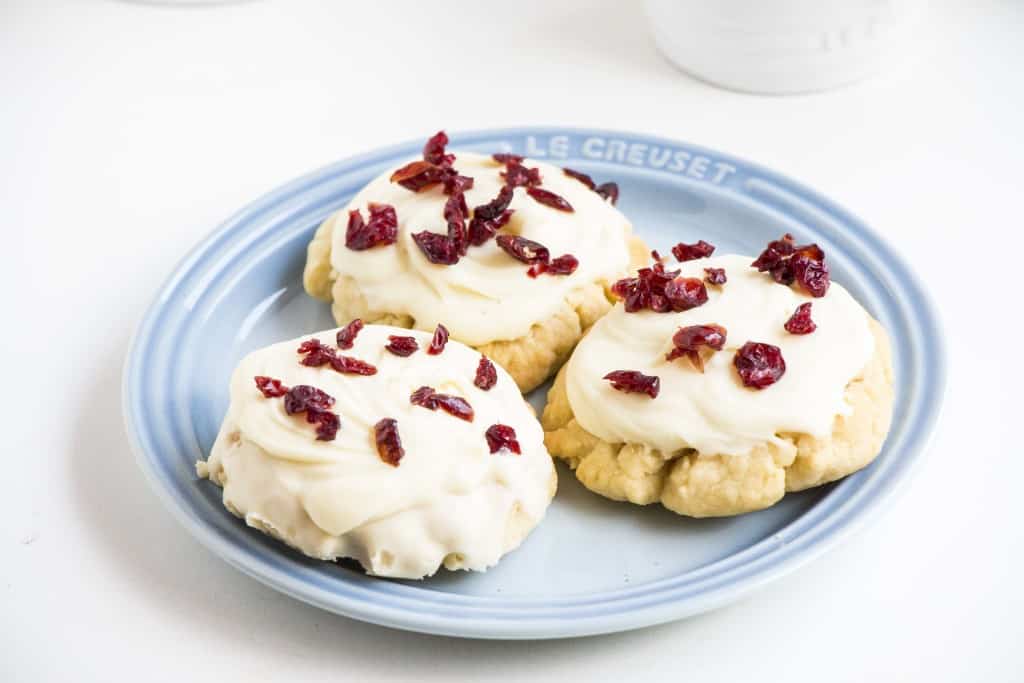 White Chocolate & Cranberry Sugar Cookies - A quick and easy cookie recipe that looks beautiful and tastes delicious.