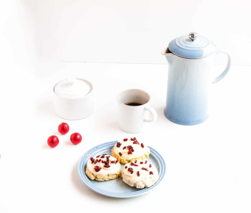 White Chocolate & Cranberry Sugar Cookies - A quick and easy cookie recipe that looks beautiful and tastes delicious.