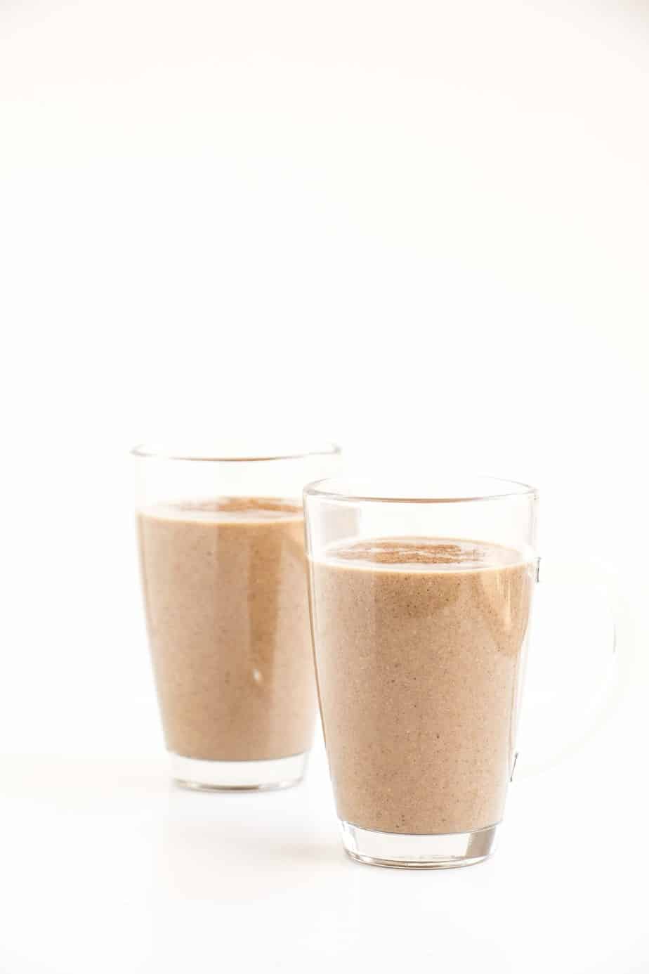 Vanilla Chai Tea Smoothies in serving glasses.