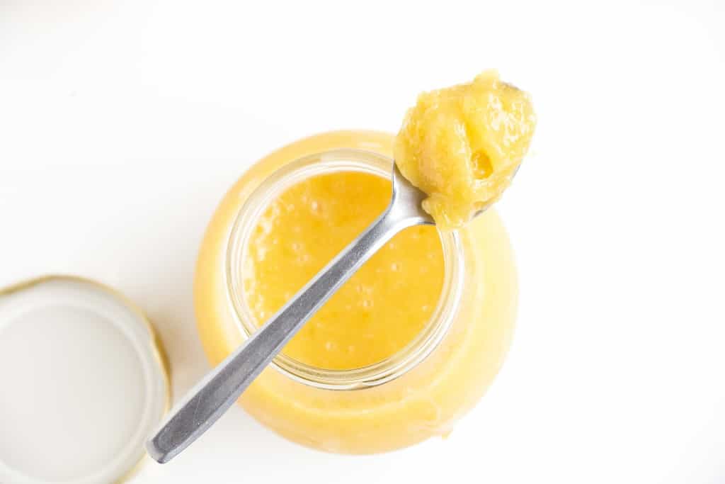 Easy Homemade Lemon Curd - A delicious zesty lemon curd that is the perfect filling for any cake or delicious on its own.
