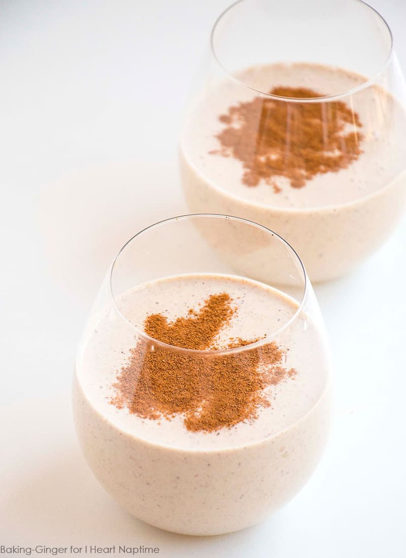 Cinnamon Roll Breakfast Smoothie