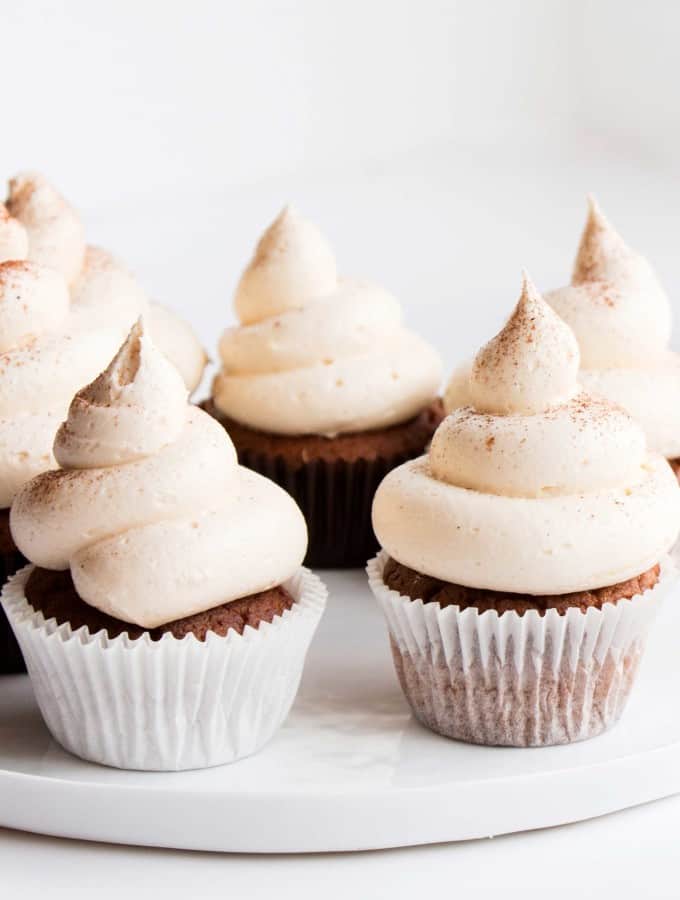 Vanilla Chai Cupcakes - A delicious cupcake recipe that has beautifully soft hints of chai spices. Vegan and refined sugar free.