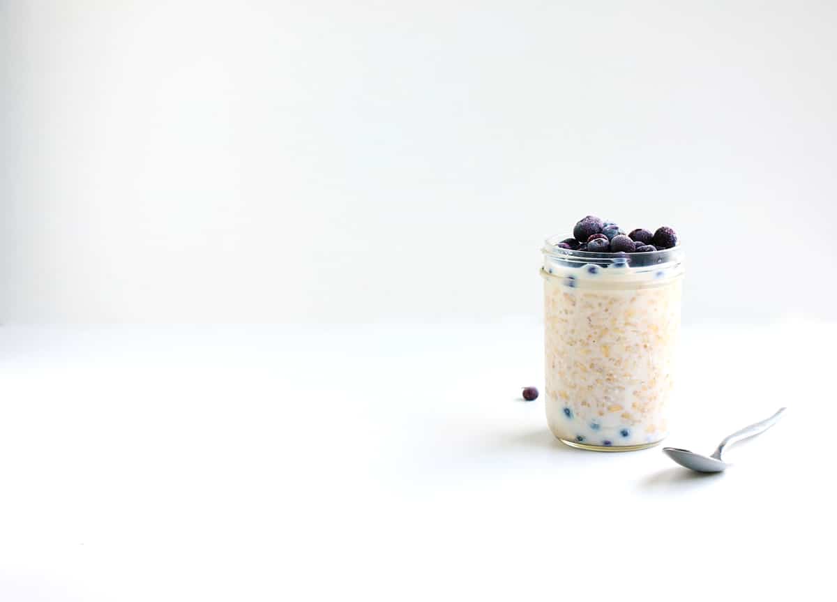 Creamy Blueberry Overnight Oats - A delicious, easy to make breakfast recipe that will be ready and waiting for you when you wake up in the morning. Vegan and gluten free.