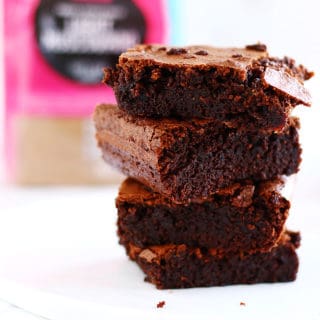 The Ultimate Brownie Recipe is the only brownie recipe you will ever need. The brownies are thick, chewy and super chocolatey. Made with unrefined sugars from Natura Sugars.