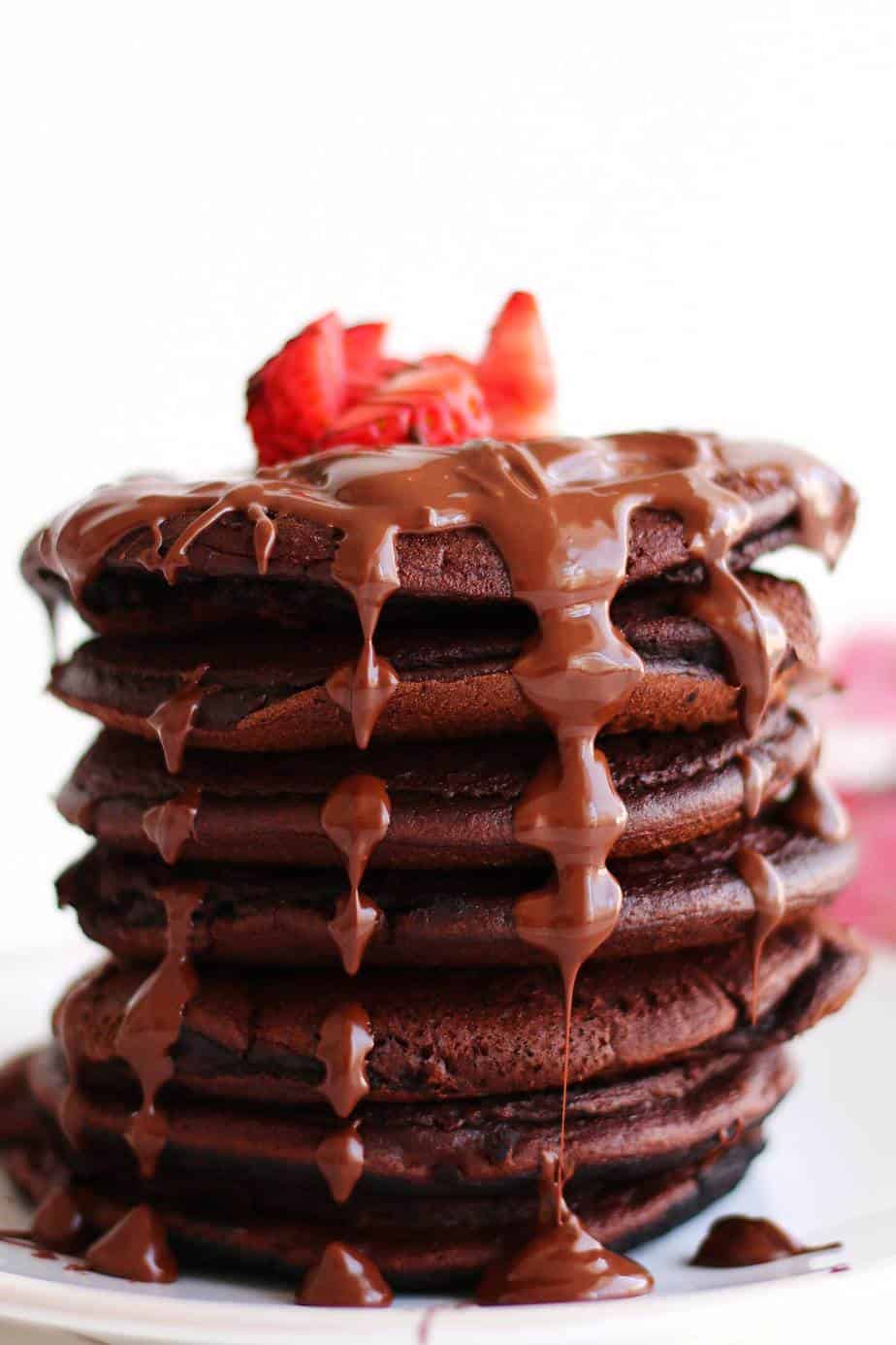 Gluten- free vegan chocolate pancakes - an easy, delicious healthy breakfast recipe