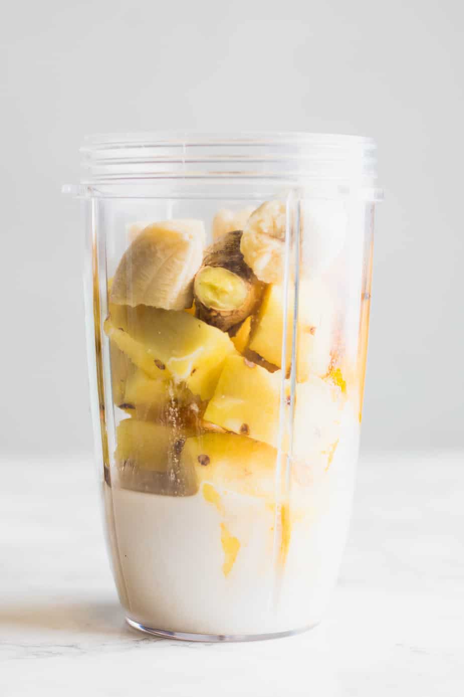 The ultimate healthy smoothie. This Turmeric Smoothie is packed with anti-inflammatory properties and vitamin C. Made with banana, ginger and pineapple.