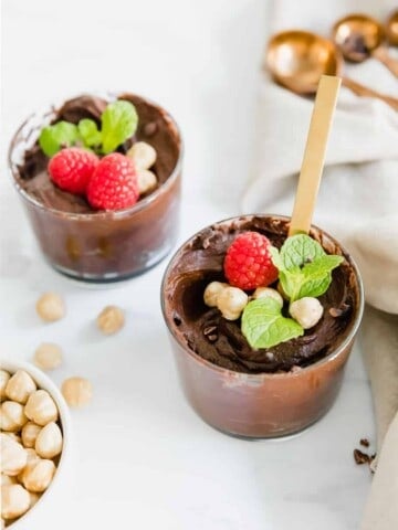 This healthy vegan Creamy Avocado Chocolate Mousse recipe made with coconut cream and dark chocolate is bound to satisfy those chocolate cravings.