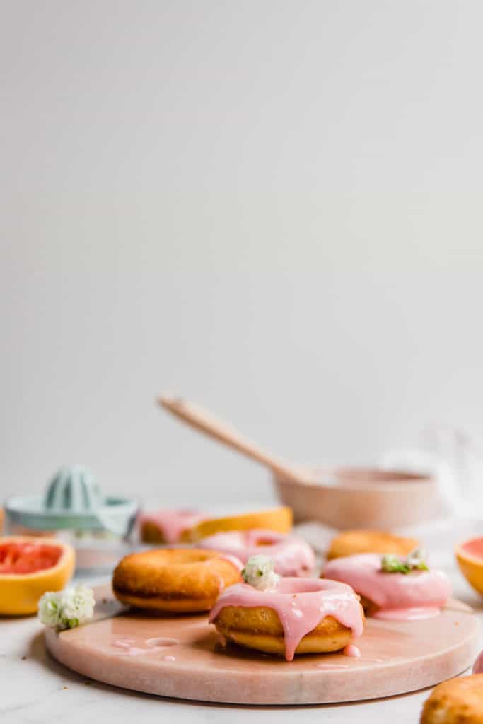 These simple Zesty Grapefruit Baked Donuts are quick to whip up, soft in texture and zesty in falvour. Made with fresh grapefruits, these baked donuts are always a winner.