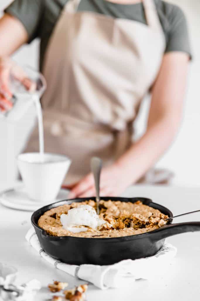 This easy and delicious Gluten-Free Oatmeal Skillet cookie with chocolate chunks is the ultimate simple indulgence. Easy to make, healthier and oh so delicious!