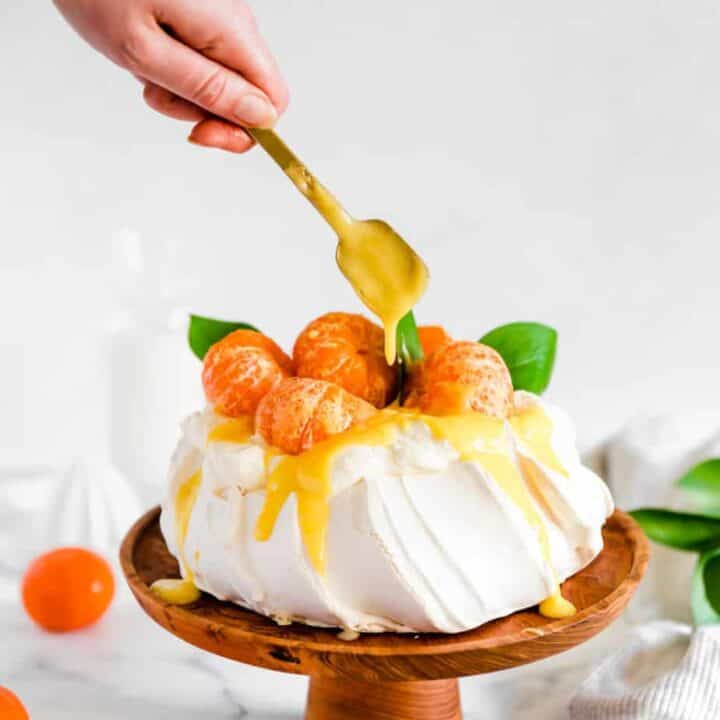 Clementine Curd Winter Pavlova