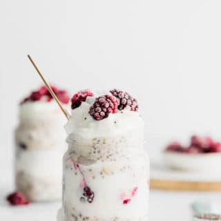 Take a minute to prep these easy Blackberry Coconut Overnight Oats Jars and you'll be waking up to oatmeal heaven! These jars are full of simple, yummy and healthy layers to start your day off beautifully with a creamy, no-fuss breakfast.