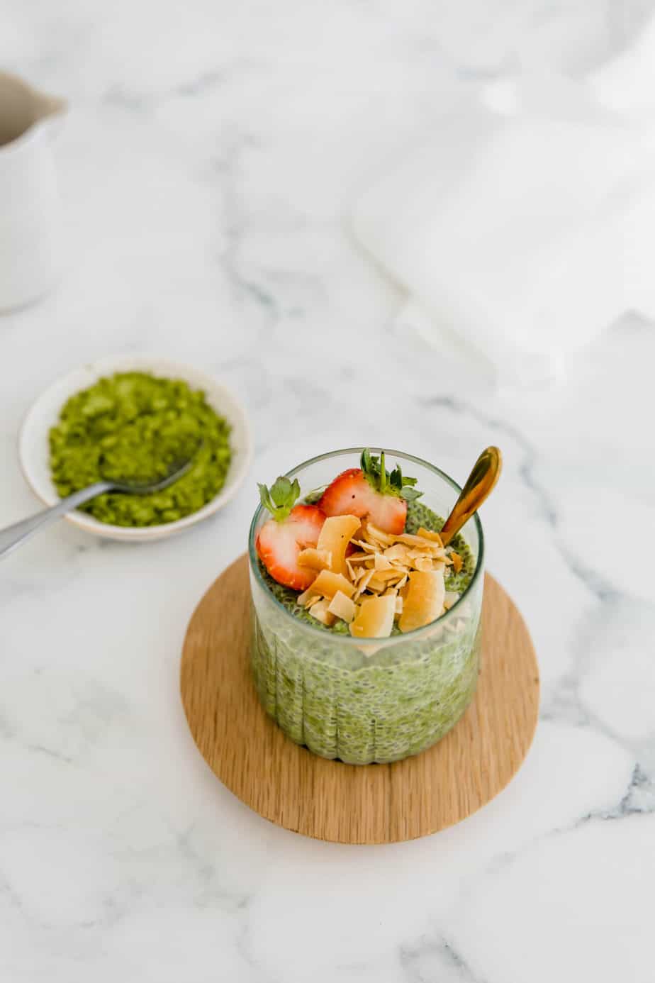 This creamy vegan strawberry matcha chia pudding is incredibly delicious and healthy. Made with matcha powder and fresh strawberries, it is packed with flavour and nutrients. So look no further if you're on the hunt for a new yummy snack or dessert to try out!  
