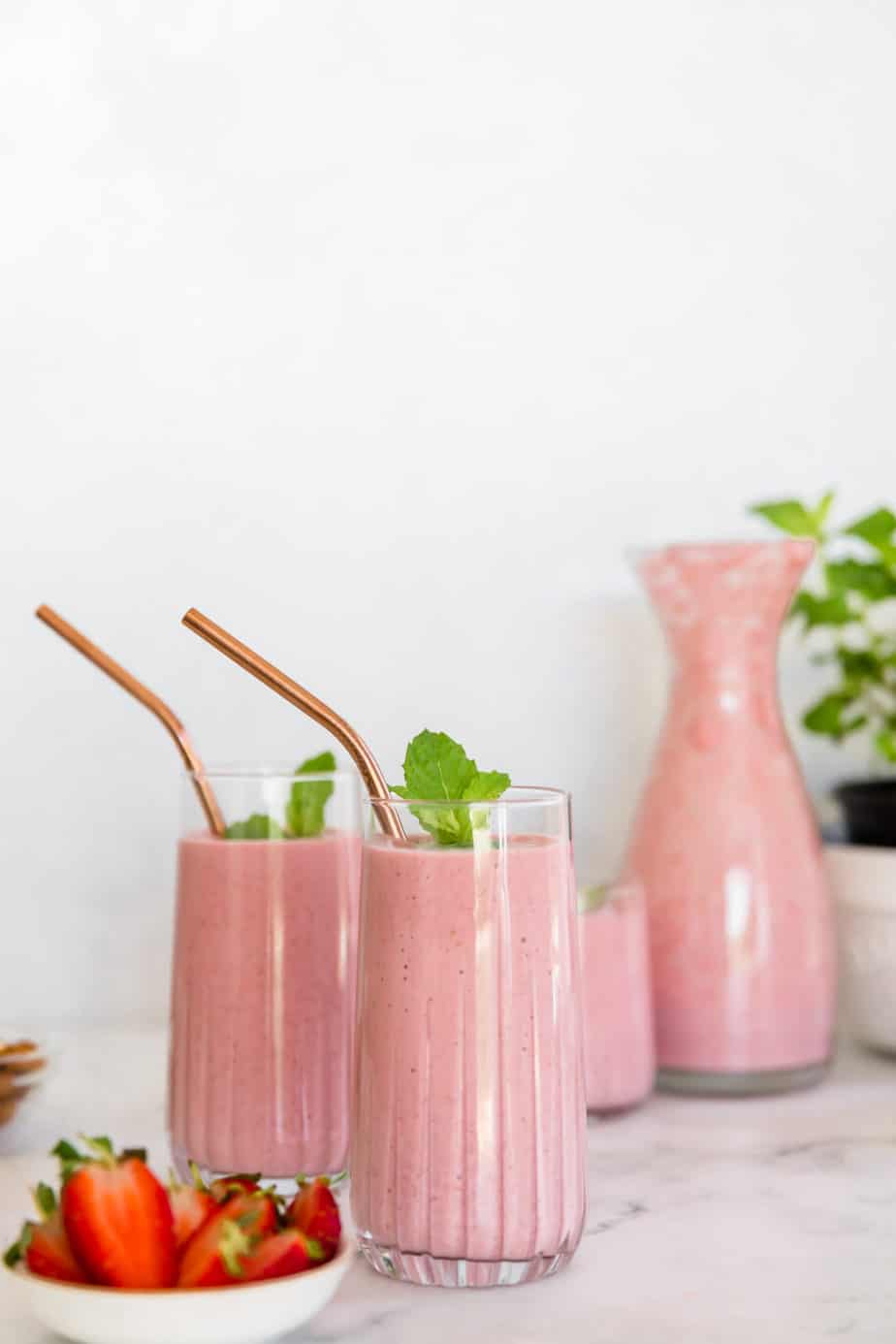 Strawberry Almond Butter Smoothie (No Banana) Baking Ginger