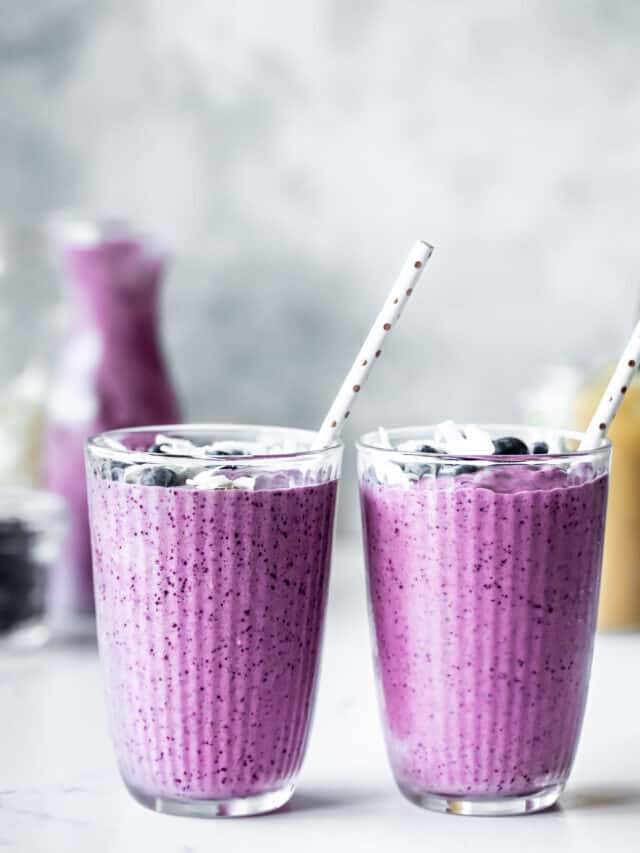 5-Minute Blueberry Pineapple Smoothie