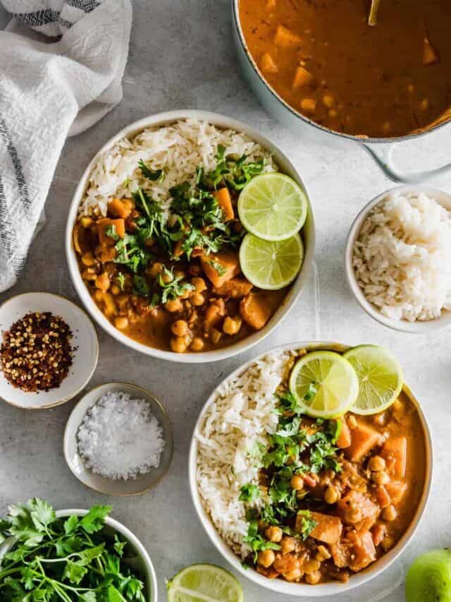 Quick & Healthy Pumpkin Chickpea Curry