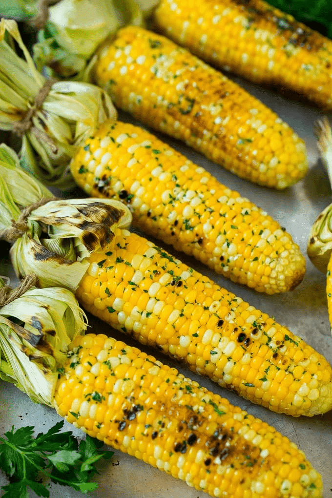 Grilled corn to serve with fettuccine alfredo.
